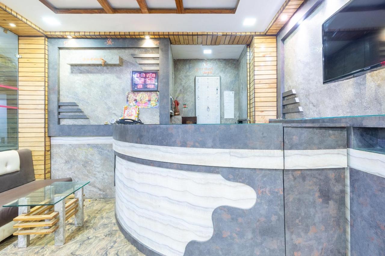 Oyo 45301 Hotel Om Palace Sāgar Eksteriør bilde